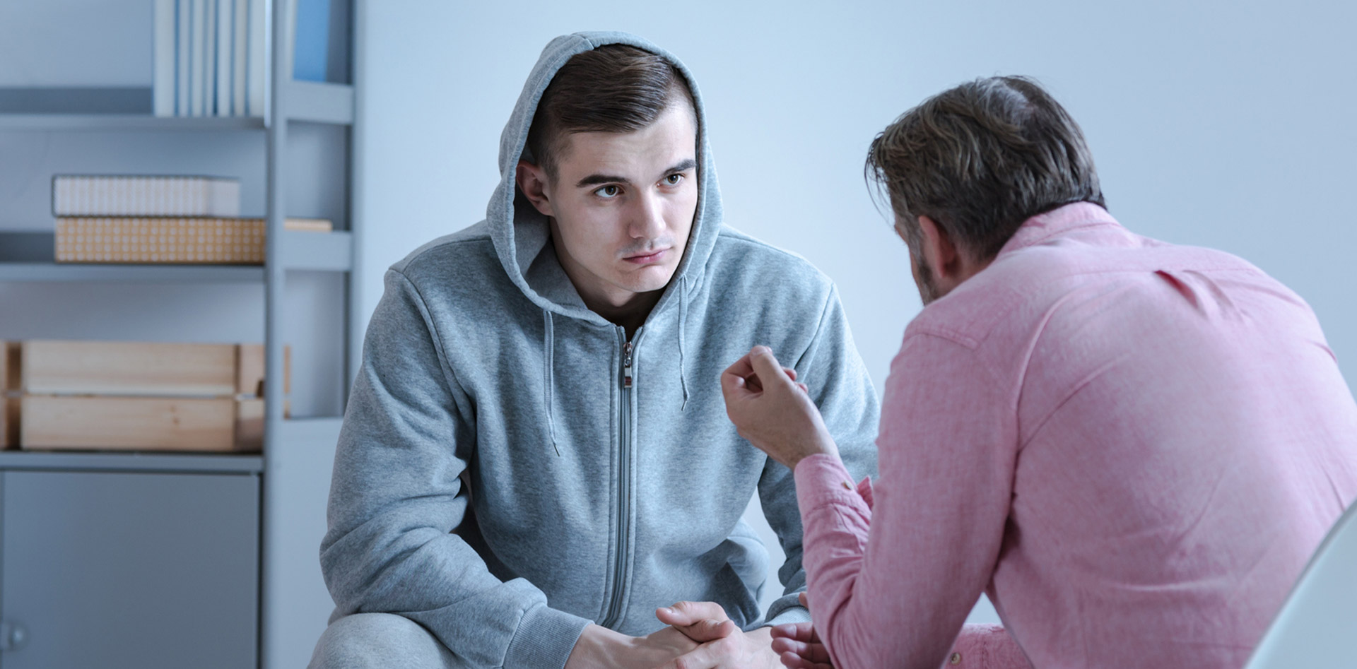 Teenager with mental health therapist
